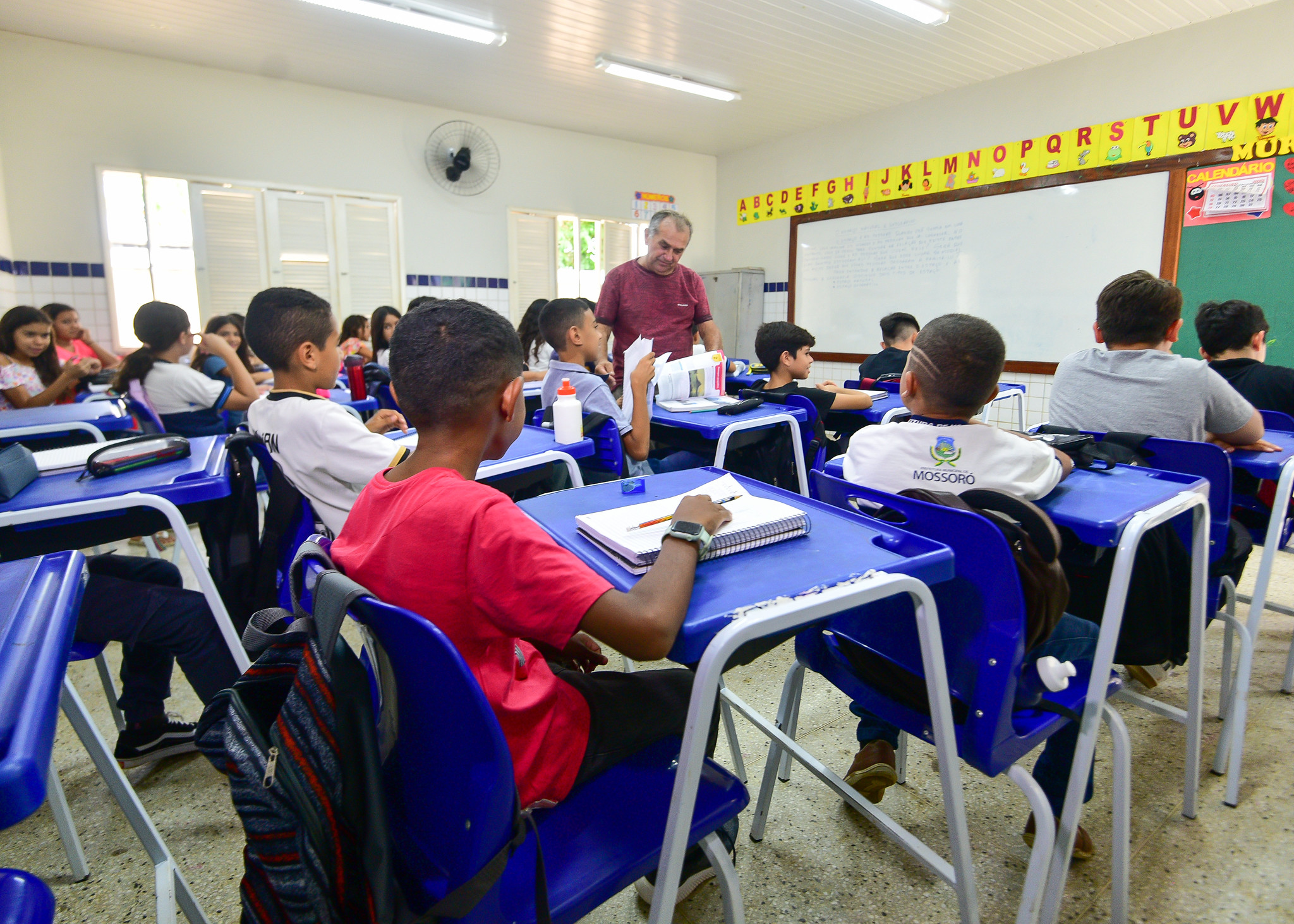 Prefeitura de Mossoró lança chamada pública para assistentes de alfabetização