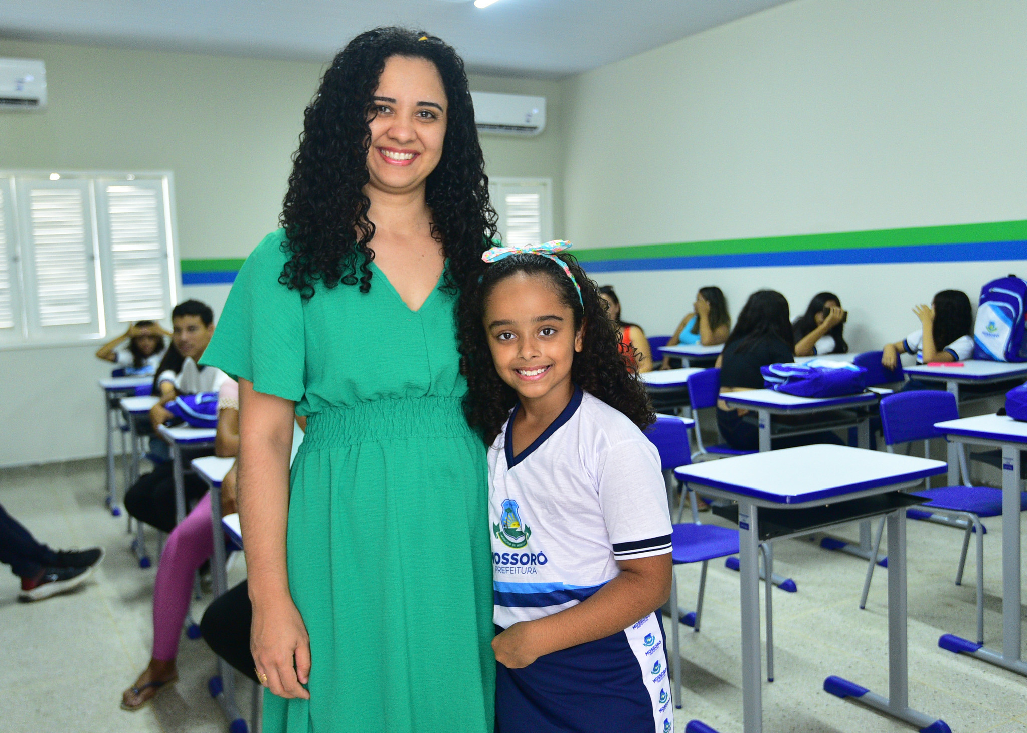 “Nossos filhos vão ter mais conforto”, comemora mãe de aluna da Escola Vereador José Bernardo