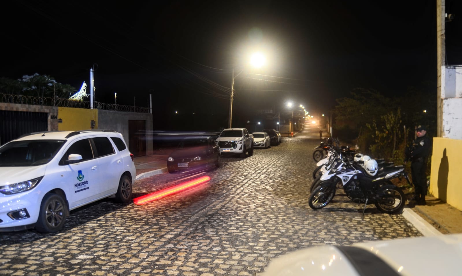 "Mais Calçamento": rua Francisca Maria de Morais é entregue totalmente pavimentada à população