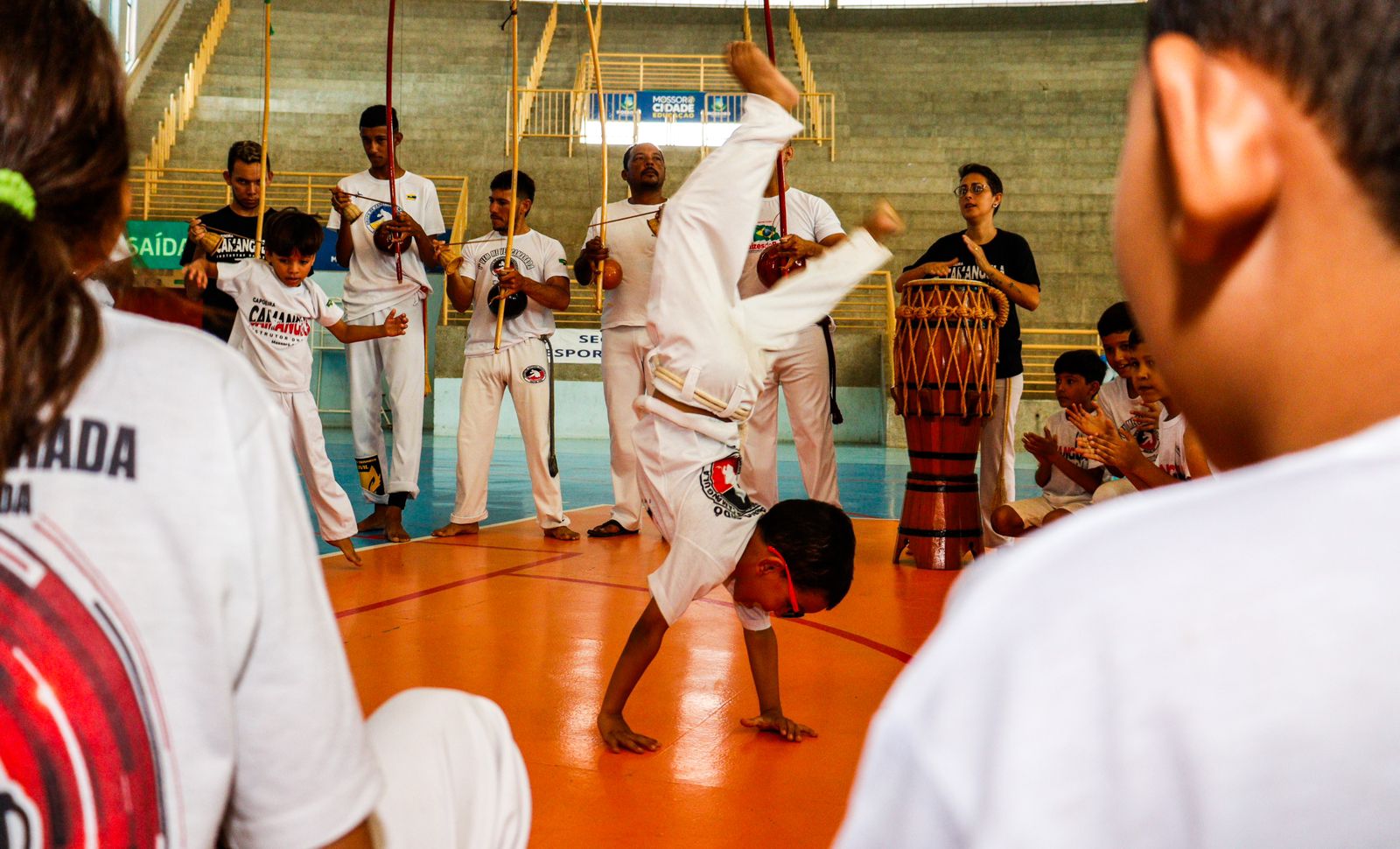 Secretaria de Esporte e Juventude oferece vagas para kung fu, taekwondo, xadrez e capoeira