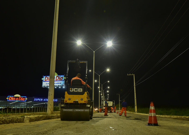 Prefeitura de Mossoró realiza “Operação tapa-buracos” no prolongamento da avenida Rio Branco