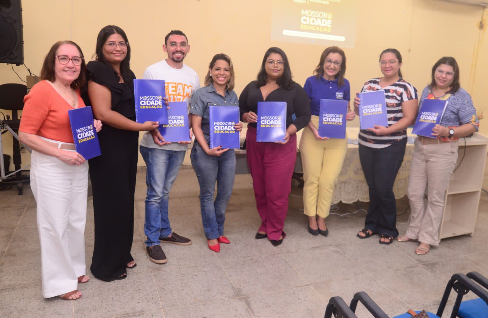 Prefeitura garante intérpretes de Libras para toda a Rede Municipal de Ensino