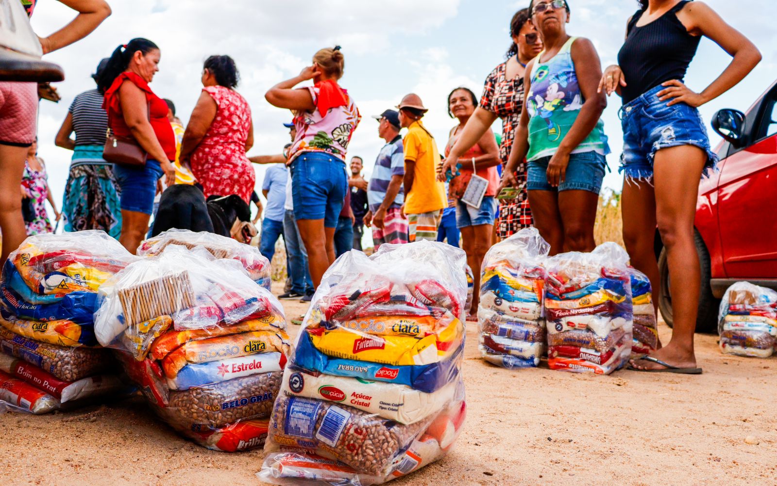 Prefeitura e Tiro de Guerra realizam entrega de cestas básicas em comunidades rurais de Mossoró