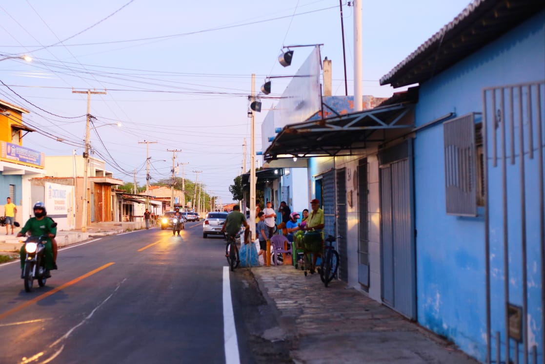 Programa “Asfalto no Bairro” contempla ruas do Santo Antônio reforçando infraestrutura