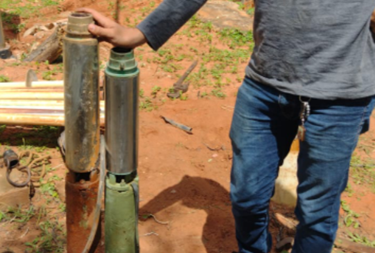 SEADRU realiza troca de bomba de poço na comunidade de Oiticica