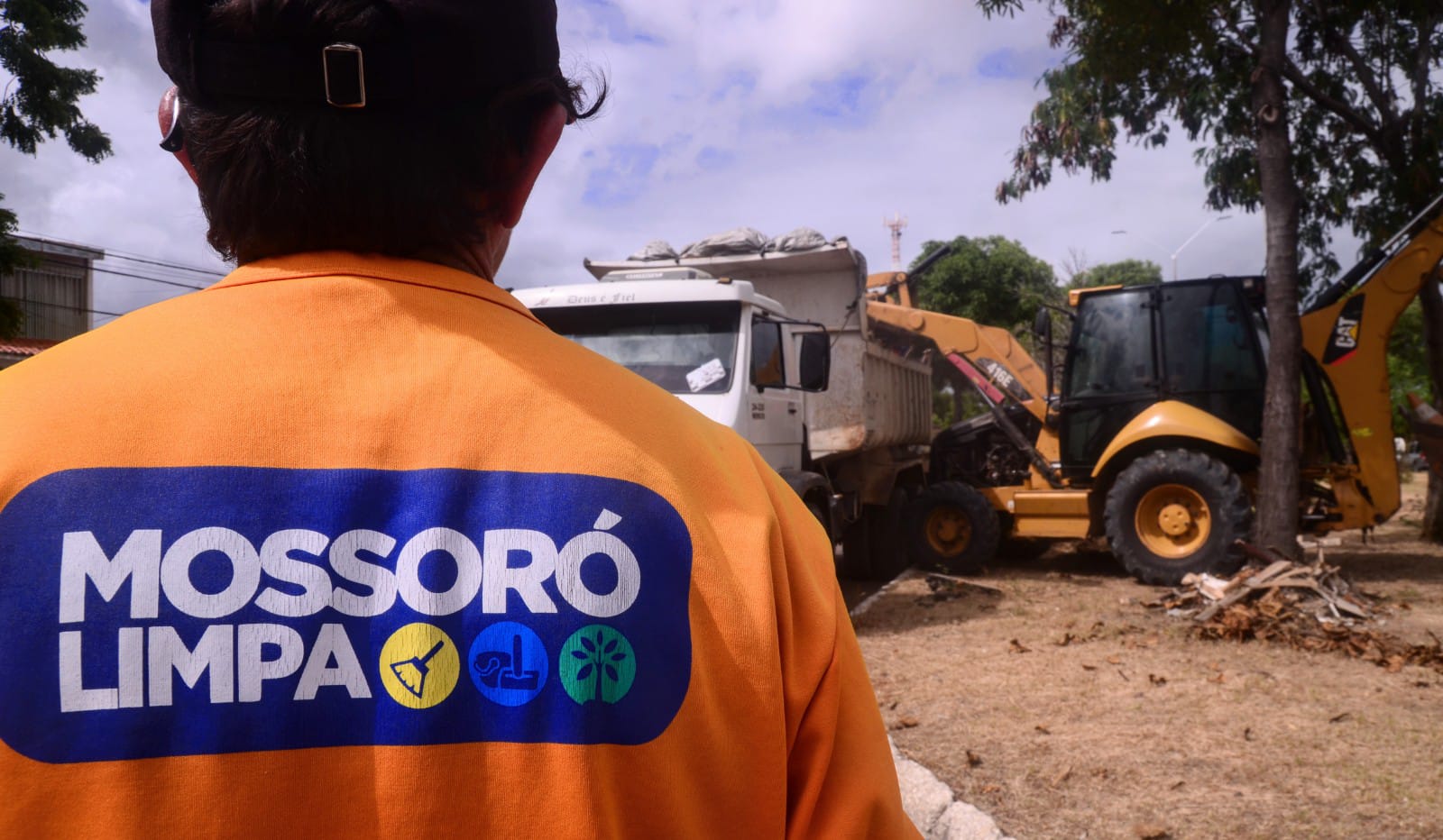 Prefeitura de Mossoró segue com mutirão de limpeza em várias localidades