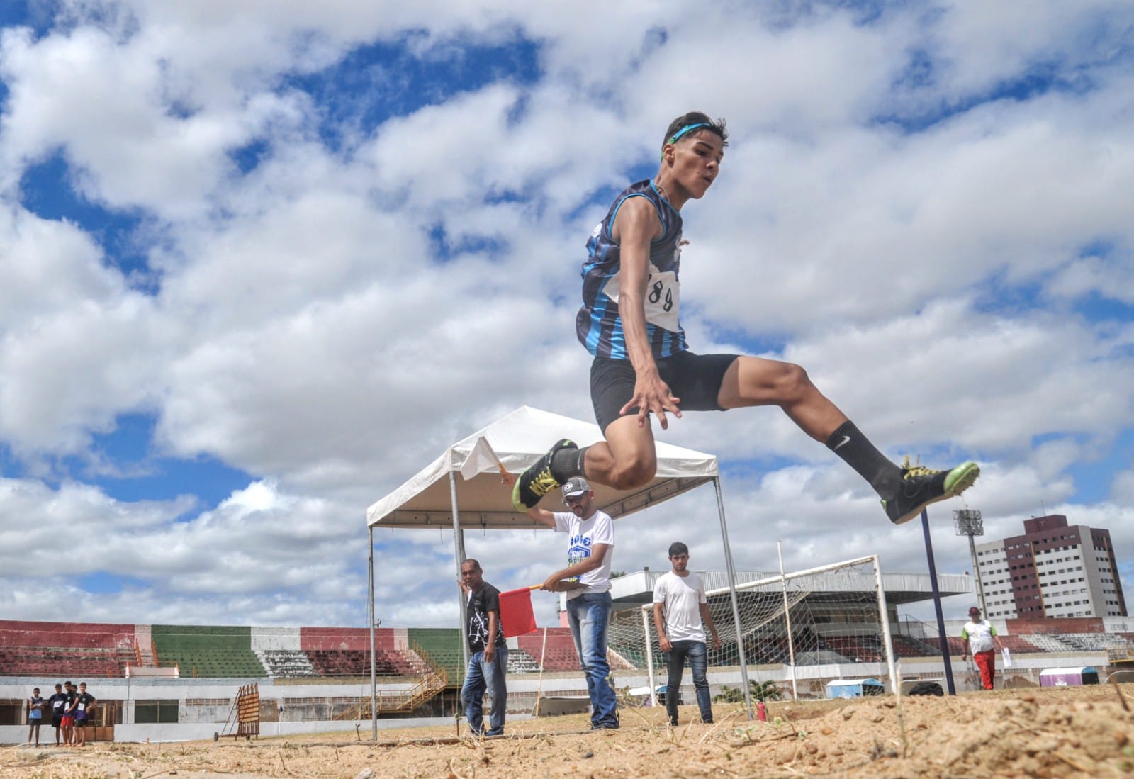 Disputas de atletismo e futebol se destacam em mais um dia de Jogos Escolares de Mossoró