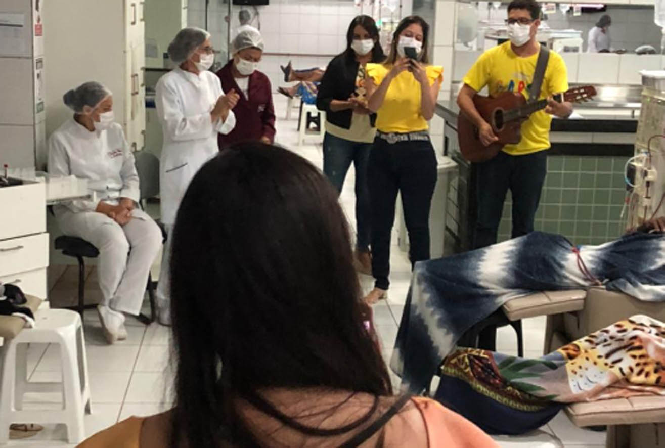 “Setembro Amarelo”: CAPS II Antônio Herculano realiza ação no Hospital do Rim