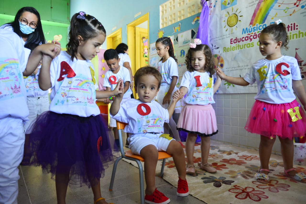 I Semana de Arte e Cultura na Educação Infantil é aberta na Escola Francisco de Assis Nogueira